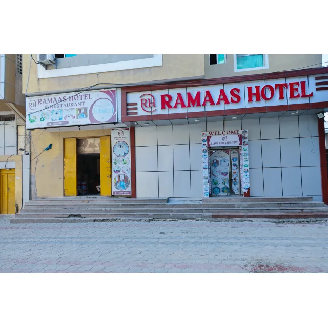 Ramaas Hotel