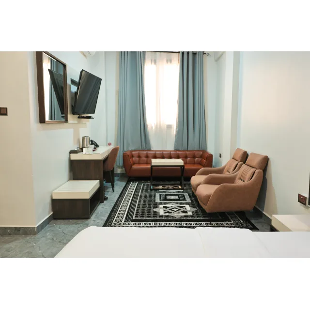Holiday Hotel