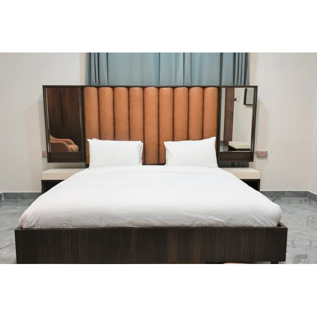 Holiday Hotel